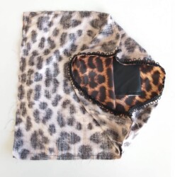 Angel Çanta Aksesuar Fermuarsız 38X38 Cm Dikilmiş Astar Leopar - Angel Çanta Aksesuar