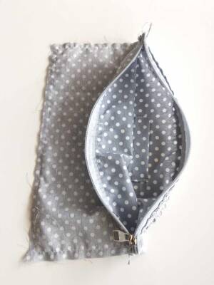 Angel Çanta Aksesuar 20X30 Cm Dikilmiş Fermuarlı Astar Gri Puantiye - 1