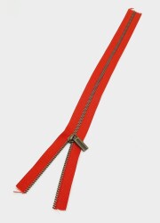 Angel Çanta Aksesuar Başlıklı Fermuar 40 Cm Antik Metal Kırmızı - Angel Çanta Aksesuar