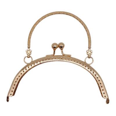 Angel Çanta Aksesuar 15.5 cm Tutmalı Oval Çanta Klipsi Cüzdan Bursu Light Gold Renk - 1