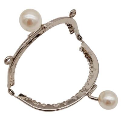 Angel Çanta Aksesuar 8.5 cm İncili Oval Cüzdan Çanta Klipsi Bursu Gümüş Metalli - 3