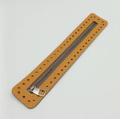 Angel Çanta Aksesuar Derili Fermuar Yeni Model Hardal 30 Cm Gümüş Metalli - 1