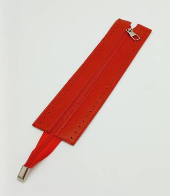 Angel Çanta Aksesuar Kırmızı Renk 28 Cm Derili Fermuar Gümüş Metalli - 1