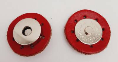 Angel Çanta Aksesuar Gerçek Derili Mıknatıslı Çıtçıt Kırmızı Gümüş Metalli - 1