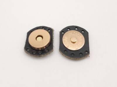 Angel Çanta Aksesuar Siyah Renk Gerçek Derili Oval Kenar Mıknatıslı Çıtçıt Light Gold Metalli - 2