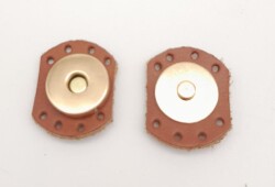 Angel Çanta Aksesuar Taba Renk Gerçek Derili Oval Kenar Mıknatıslı Çıtçıt Light Gold Metalli - Angel Çanta Aksesuar