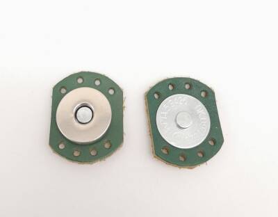 Angel Çanta Aksesuar Yeşil Renk Gerçek Derili Oval Kenar Mıknatıslı Çıtçıt Gümüş Metalli - 1