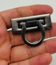 Angel Çanta Aksesuar 4.5x3 cm Halkalı Füme Renk Çanta Kilidi - Angel Çanta Aksesuar