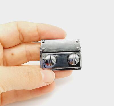 Angel Çanta Aksesuar Füme Vidalı Çanta Kilidi 3.5x2.7cm - 3