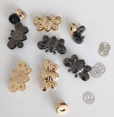 Angel Çanta Aksesuar Kelebek Model Mıknatıslı Kilit Füme - 3