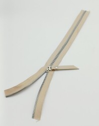 Angel Çanta Aksesuar Gerçek Deri Başlıklı Bej Fermuar 40 Cm Gümüş Metal - Angel Çanta Aksesuar