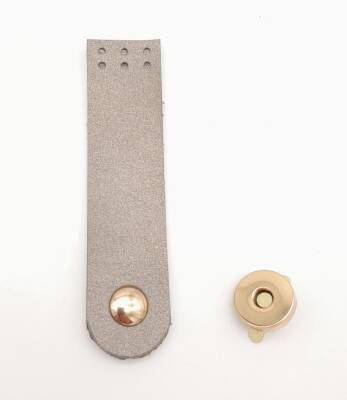 Angel Çanta Aksesuar Parlak Gri Renk Tek Kat Suni Deri Kapak 10.5x2.5 cm Light Gold Metal - 1