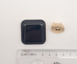 Angel Çanta Aksesuar 3.5 cm Kare Akrilikli Siyah Renk Light Gold Mıknatıslı Kilit - 2