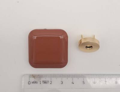 Angel Çanta Aksesuar 3.5 cm Kare Akrilikli Taba Renk Light Gold Mıknatıslı Kilit - 2