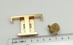 Angel Çanta Aksesuar 5.5x3.5 Cm Light Gold T Model Kilit - Angel Çanta Aksesuar