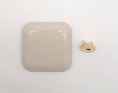 Angel Çanta Aksesuar 7 cm Kare Akrilikli Bej Renk Light Gold Mıknatıslı Kilit - 1