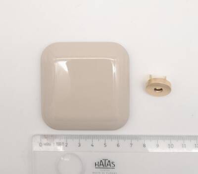 Angel Çanta Aksesuar 7 cm Kare Akrilikli Bej Renk Light Gold Mıknatıslı Kilit - 2