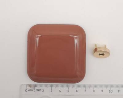 Angel Çanta Aksesuar 7 cm Kare Akrilikli Taba Renk Light Gold Mıknatıslı Kilit - 2