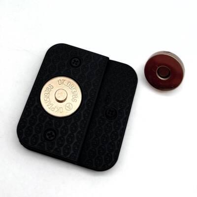 Angel Çanta Aksesuar Siyah Renk 5x4.5 cm Mıknatıslı Mat Kilit - 2