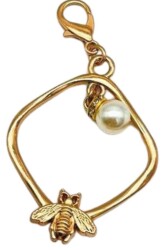 Angel Çanta Aksesuar Light Gold Renk Çanta Süsü (Kare Arılı İncili) - Angel Çanta Aksesuar