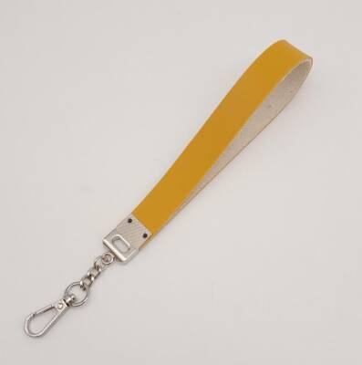 Angel Çanta Aksesuar Hardal Tek Kat Suni Deri Zincirli Elcik Gümüş Metal - 3