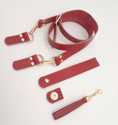 Angel Çanta Aksesuar Kırmızı Gerçek Deri 130x2.3 cm Ayarlı Saplı Püsküllü Çanta Seti Light Gold Metalli - 3