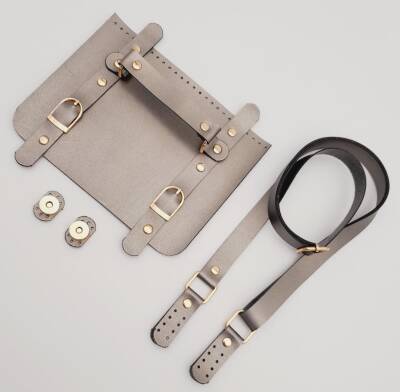 Angel Çanta Aksesuar Suni Deri Çift Tokalı Ayarlı Saplı Parlak Gri Renk Çanta Deri Seti Light Gold Metalli - 3